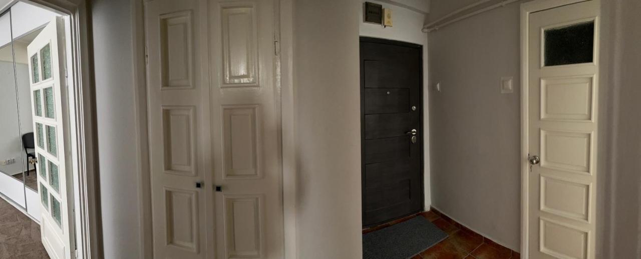 Linna Apartament Galati  Exterior photo